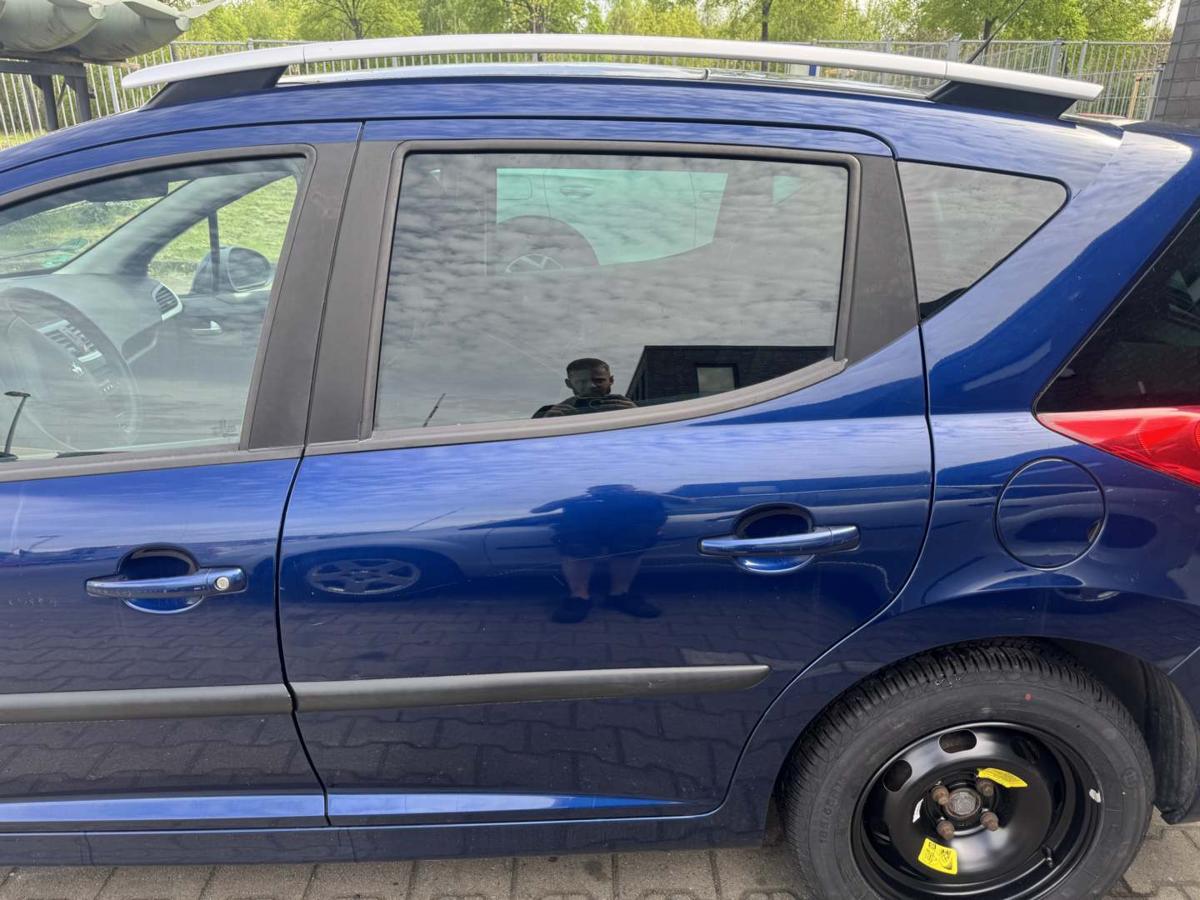Peugeot 207SW original T&uuml;r hinten links KPL Montebello blau Kombi Rohbau Bj.2009